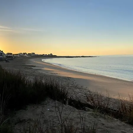 Batz/le Croisic T2 Terrasse Face Mer, Pieds Dans Le Sable… Apartment Batz-sur-Mer